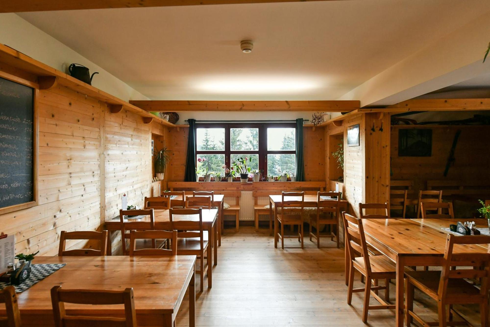 Cihlarka Apartment 306 Пец под Снежко Екстериор снимка